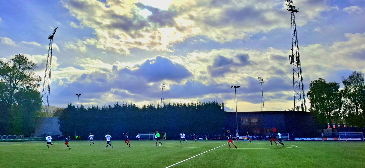 🗓️  18/10/2025
🕰  12:00 
⚽️  Jong Excelsior Rotterdam - Jong Koninklijke HFC Haarlem 9-0
📍  Rotterdam 
🏟  Sportpark Woudestein 
🎟️  €0
🏆  KNVB Beker U21
👥️  60
