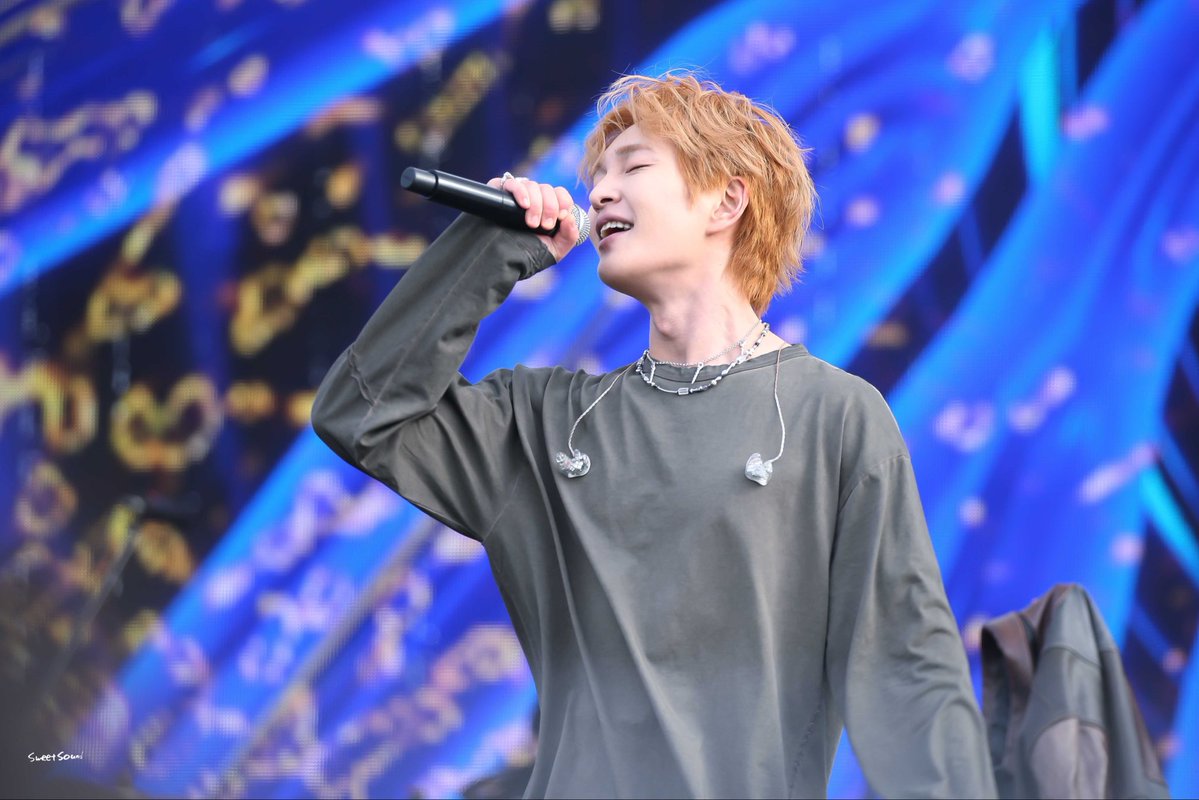251019 MADLY MEDLEY
 
✨🩵

#ONEW #온유 #진기