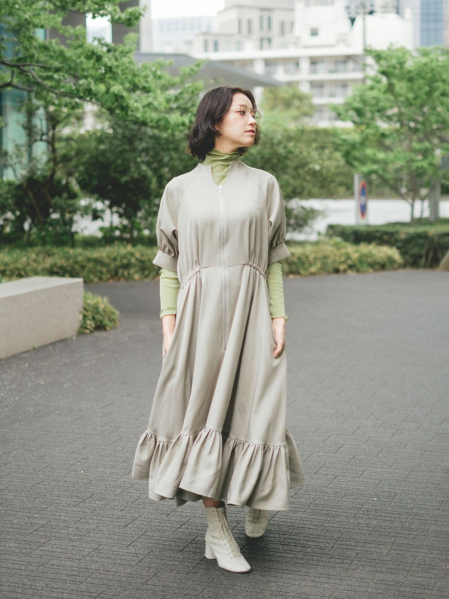 Reporis__'s tweet image. #17時のシンデレラ

シンデレラシリーズのワンピース👗
フロントジップで着脱簡単なのが一押しポイント👍
秋冬はシアートップスやタートルニットと合わせてご着用いただくのがオススメです✨

re-poris.jp/products/17-ci…