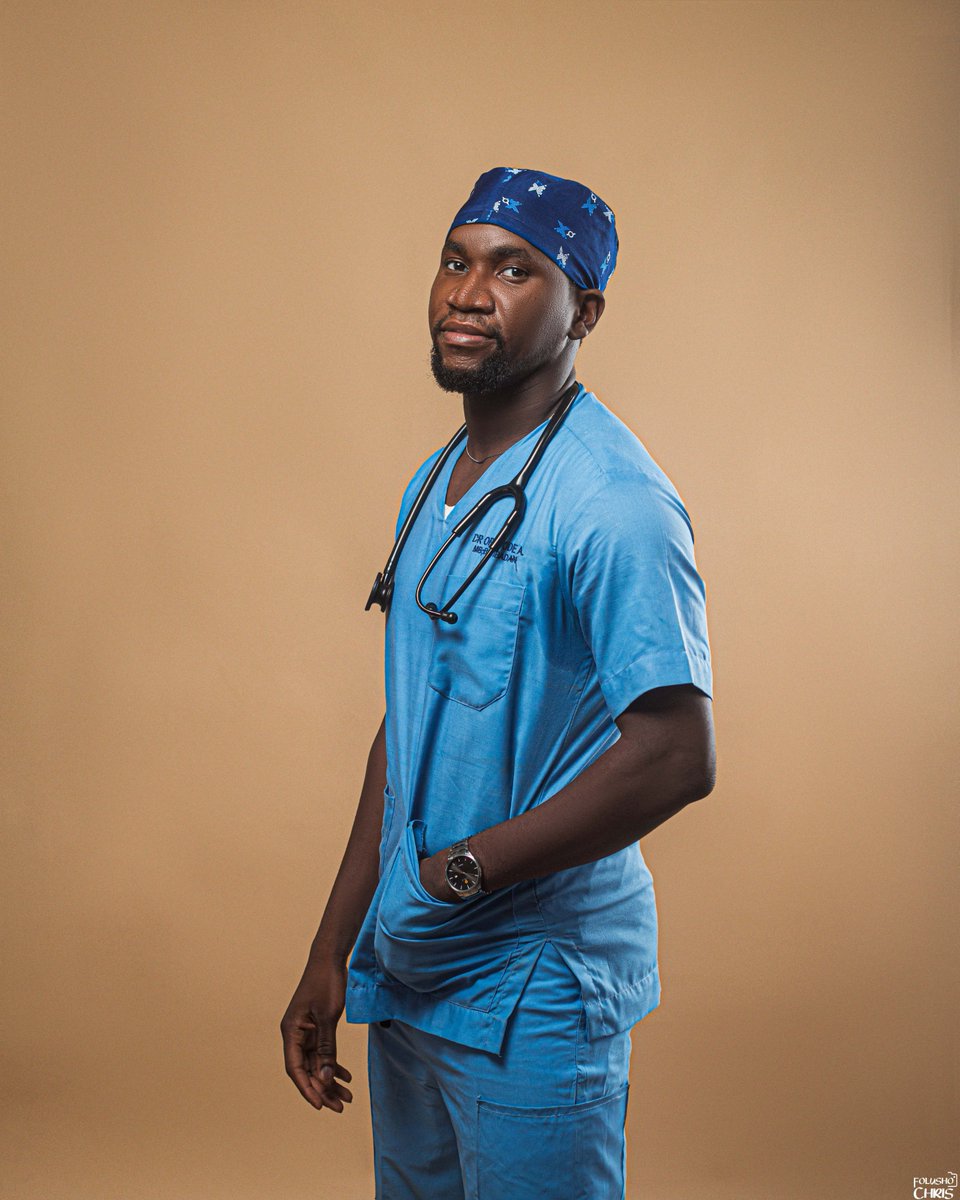 ChrisFolusho's tweet image. DR OPABODE A. ⚕
MB;BS (Ibadan)
Photographed by me.