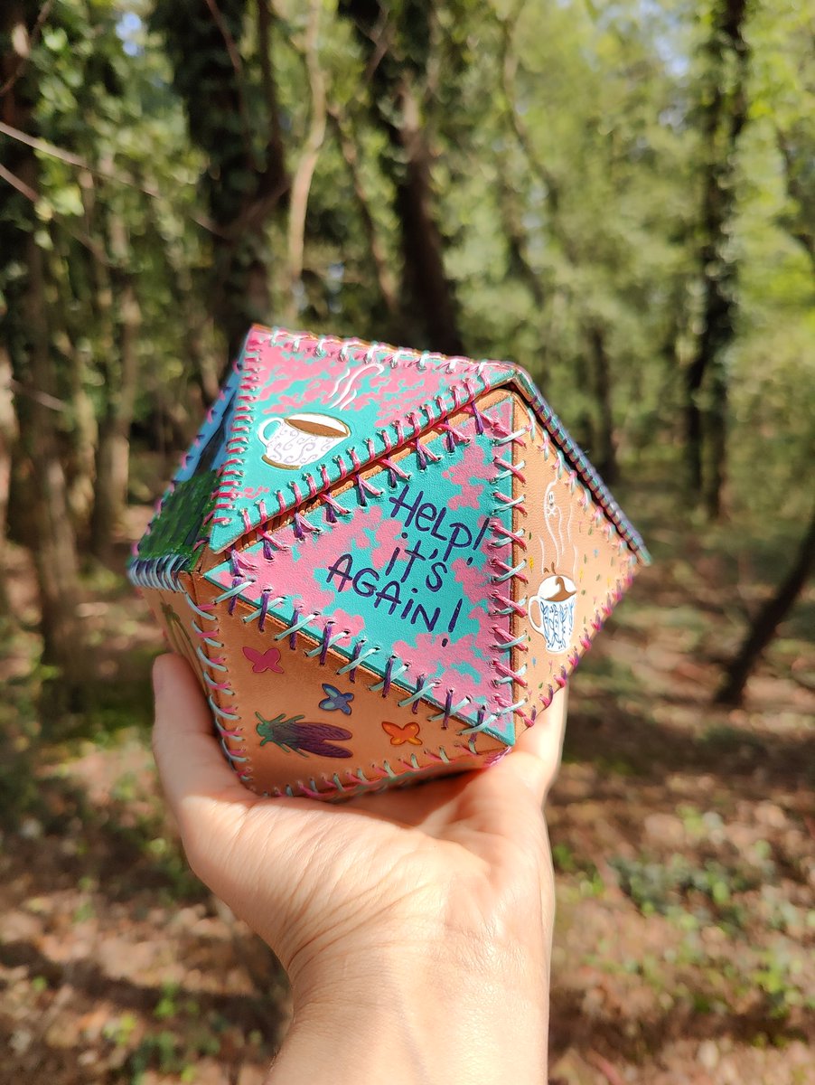 NoisyCrafting's tweet photo. "Pain doesn't make people, it's Love that makes people. The pain is inconsequential. It's Love that saves them." 
🍵Caduceus Clay🍵#dicebag
@CriticalRole @executivegoth

#mightynein #themightynein #criticalrole #criticalrolefanart
#dnd #NOISYcrafting https://t.co/1DvBUopoqC