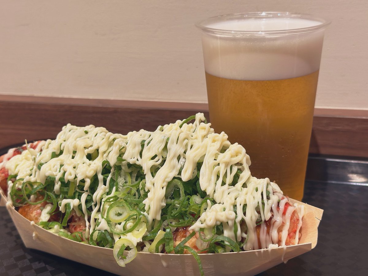 GswtV's tweet image. 一年ぶりしょうさん✈️
新規たこ焼きうま