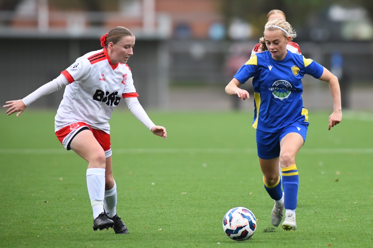 𝐘𝐨𝐮𝐫 𝐏𝐥𝐚𝐲𝐞𝐫 𝐨𝐟 𝐭𝐡𝐞 𝐌𝐚𝐭𝐜𝐡 𝐯𝐬 𝐋𝐢𝐧𝐜𝐨𝐥𝐧 𝐔𝐧𝐢𝐭𝐞𝐝 𝐃𝐞𝐯𝐞𝐥𝐨𝐩𝐦𝐞𝐧𝐭 𝐰𝐚𝐬: 𝐏𝐡𝐨𝐞𝐛𝐞 𝐑𝐢𝐜𝐡𝐚𝐫𝐝𝐬-𝐑𝐞𝐞𝐯𝐞𝐬!🌷

📸: <a href="/KeiraThurston/">Keira Thurston Photography</a>

#UpTheTulips🌷 #cupfootball #spaldingunited #womensfootball #goat