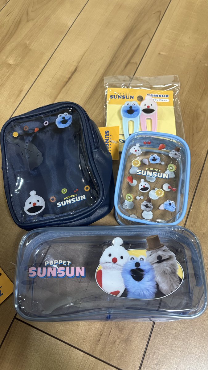 やっと出せた！
サンキューマートスンスン！！
珍しく発売日に行けて、しかも開店と同時ぐらいだったからゆっくり見れた✨

で、ポーチ祭りでしたw
ポーチはいくつあっても使うんよ女子は←

スン活楽しかった🫶