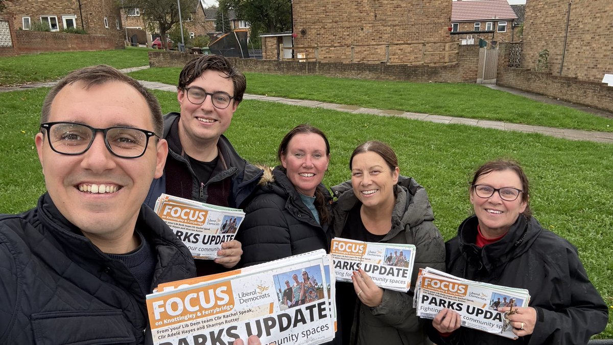 Spend Sunday afternoon helping my mum and the Lib Dem team, and got a roast dinner in return - not a bad deal!