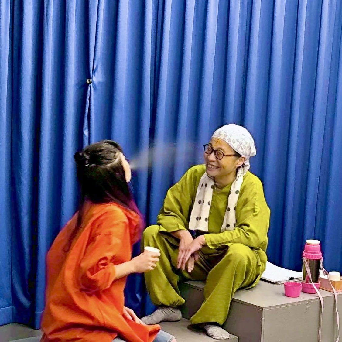 羊町三丁目二番地
『ロマン座の怪人』

無事に千穐楽を迎えました！

ありがとうございました🙇‍♀️

最高の相棒でした👭

特技に毒霧追加しようかしら〜