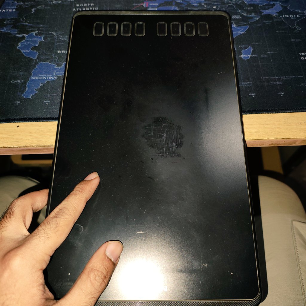Sarbdraws's tweet photo. 8 Years old. Still doing ok. https://t.co/ilMgEoQk8o