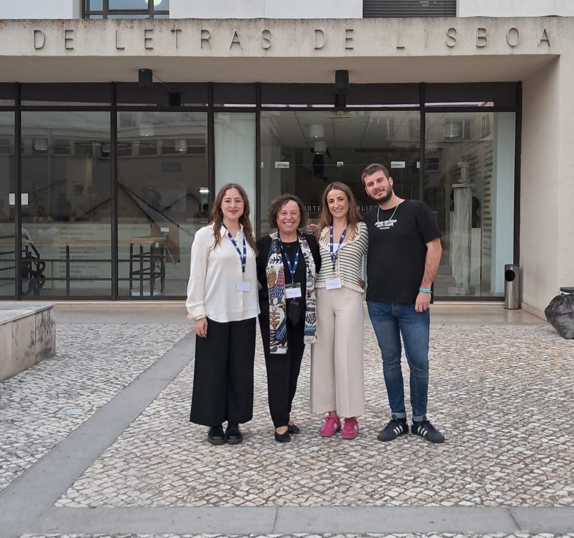 En el Congreso de Latín Medieval Hispánico de la pasada semana en Lisboa nuestro departamento estuvo bien representado con (de izda. a dcha.) Carmen Esteban, Adelaida Andrés, Mª Eugenia Pérez Gordillo y Jerónimo Campillo.