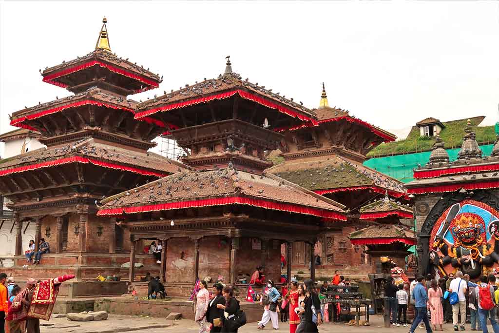 aviajarblog's tweet image. Katmandú es el epicentro donde confluyen religiones, donde hindúes, budistas y otras comunidades conviven en armonía. 

🛕 adondeviajar.es/katmandu-que-v…

#katmandu #nepal #viajar #guia