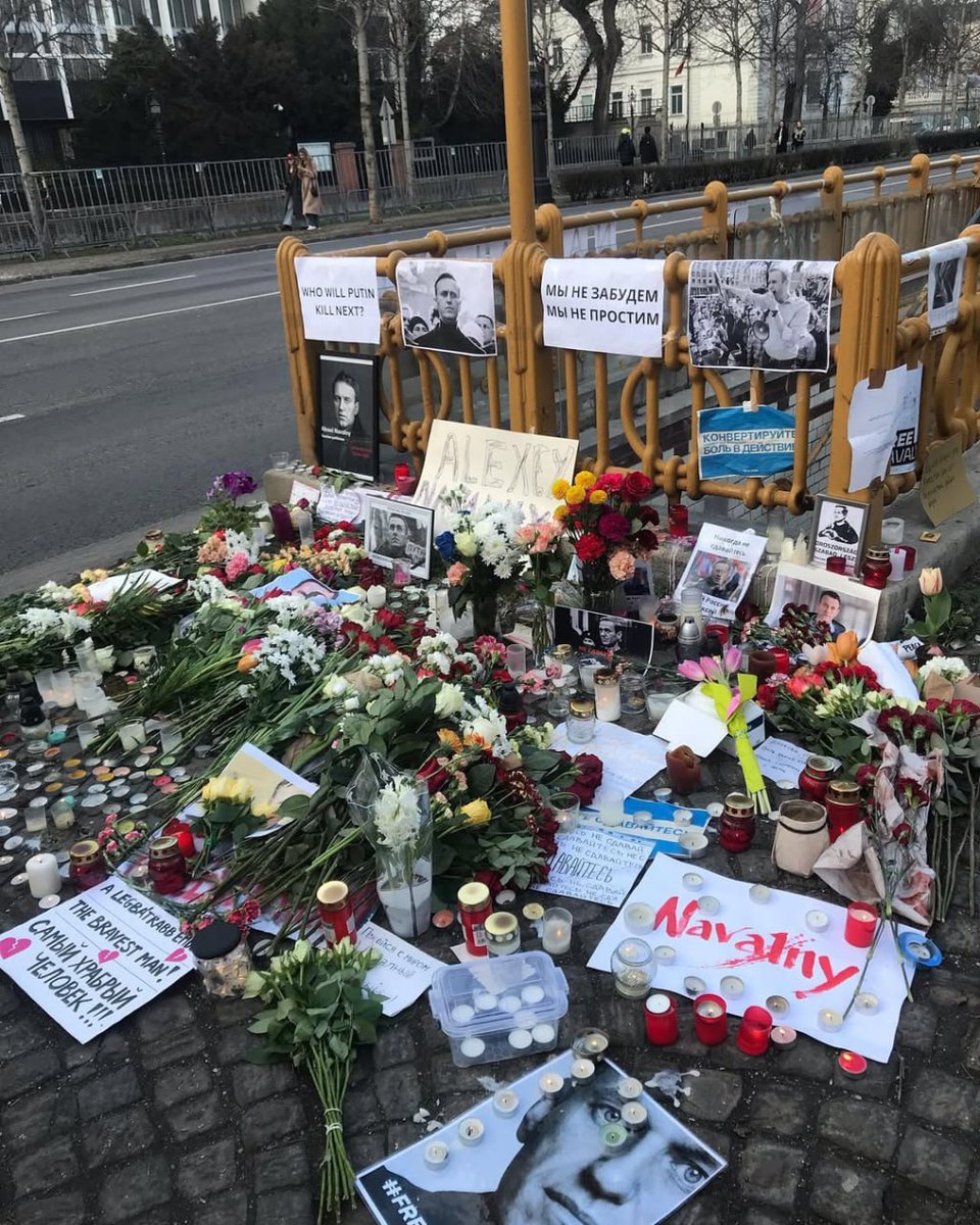 Перед встречей Трампа и Путина в Будапеште может появиться станция метро имени Алексея Навального.

Соответствующее предложение на рассмотрение городской ассамблеи внесла Кристина Барани, мэр будапештского района Ференцварош и член партии «Двухвостая собака».

Речь идёт о станции