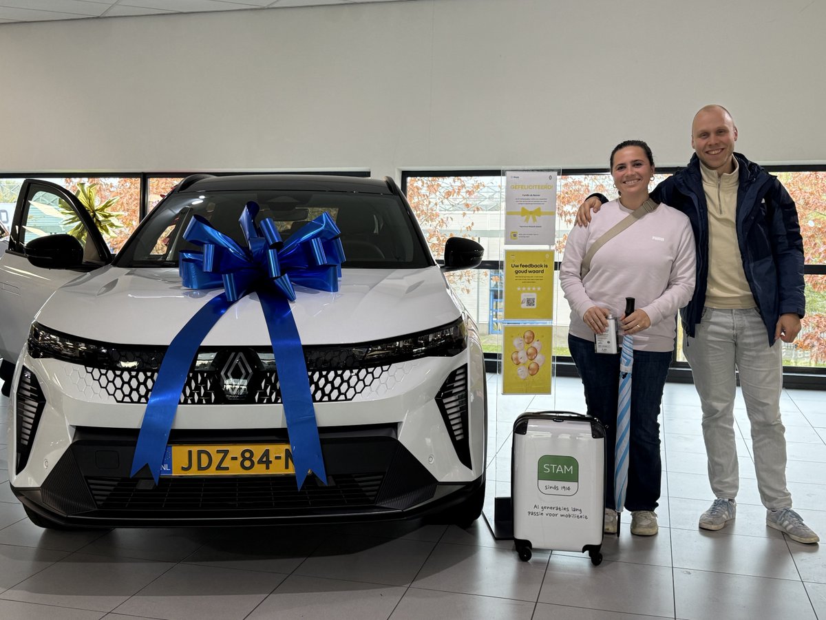 Gelukkige winnaar familie de Reuver

Familie de Reuver heeft vorige week vrijdag een mooie Stam jubileumkoffer mee naar huis genomen. 😍

Ook kans maken? Deel jouw Stam ervaring met ons op Google Reviews en maak kans!🎁

#Stam #StamRenault #Renault #Winactie