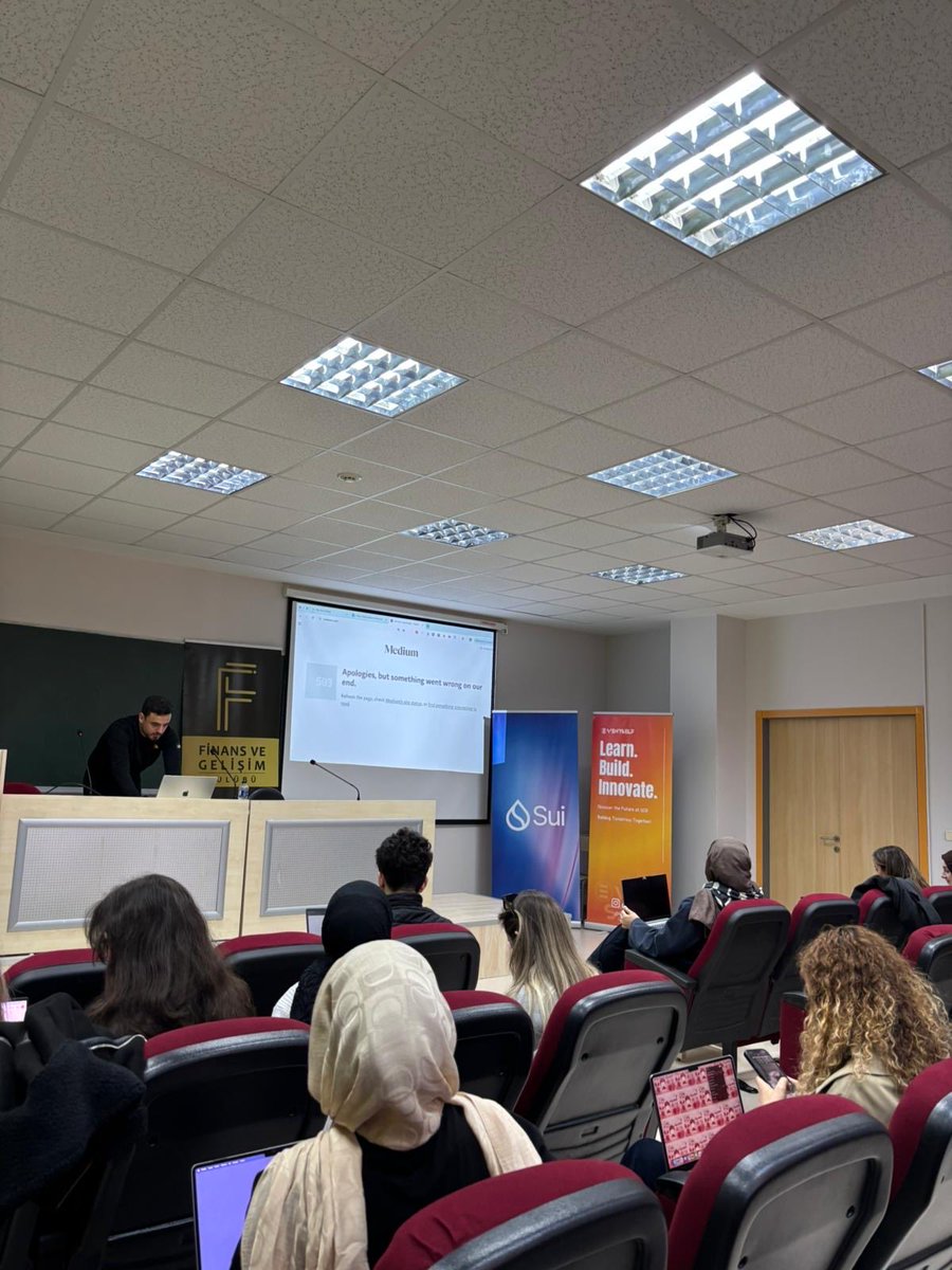 Eventself tweet media