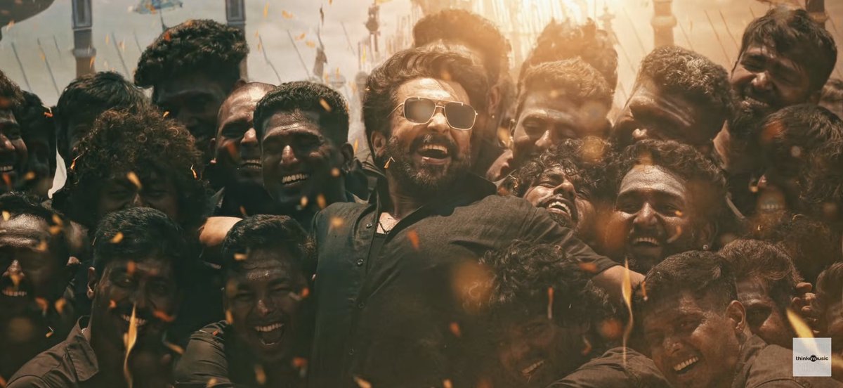 Ammar_Yasin_'s tweet image. Suriya In God mode fr 

Best looking 50 years old man 🫶

#Karuppu #Godmode