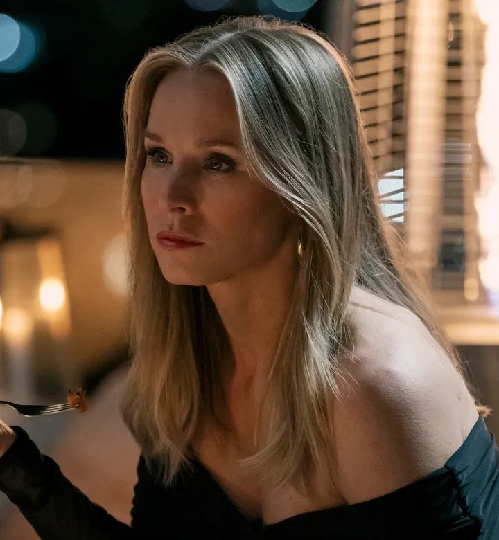 PopBase's tweet image. Kristen Bell has limited her Instagram comments following criticism from her anniversary post to Dax Shepard:

“Happy 12th wedding anniversary to the man who once said to me:
“I would never kill you. A lot of men have killed their wives at a certain point. Even though I&apos;m heavily…