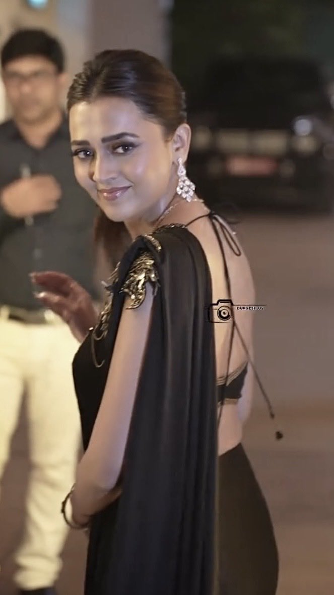 VinayRaghu02's tweet image. 🖤 🖤 🖤
(🧿 🧿 🧿) 
@itsmetejasswi #TejasswiPrakash #TejaTroops