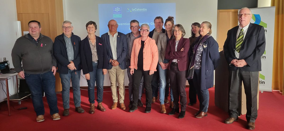Vendredi 17 octobre, la Communauté d'agglomération du Cotentin et la CAF de la Manche, ont signé la Convention Territoriale Globale 2025-2029. 
Cette convention constitue un levier majeur pour adapter et développer l’offre d’accueil destinée aux familles et à leurs enfants.