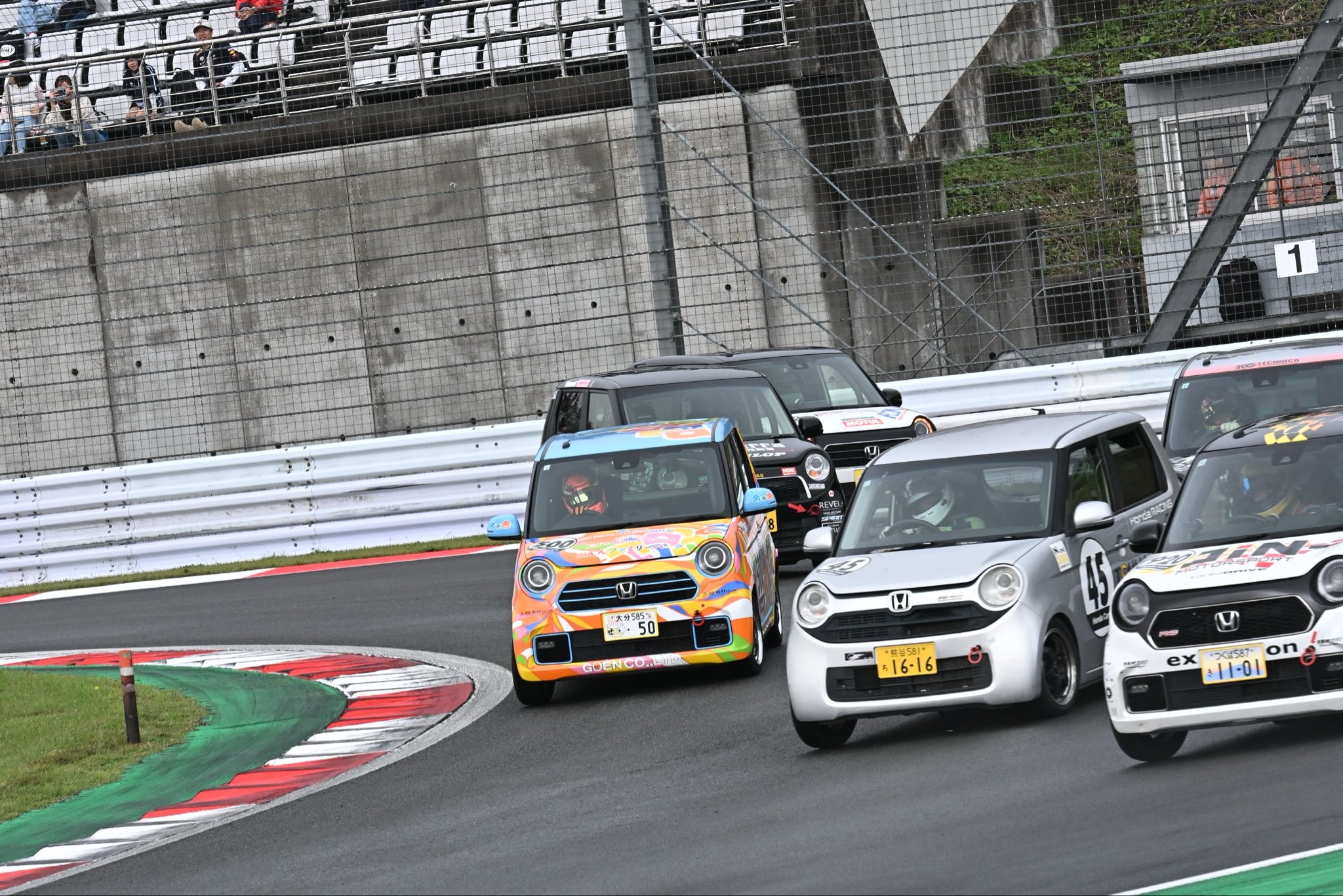 福岡限定 トランクショー限定 NEO ONE ネオワン カニーカー ソフビ