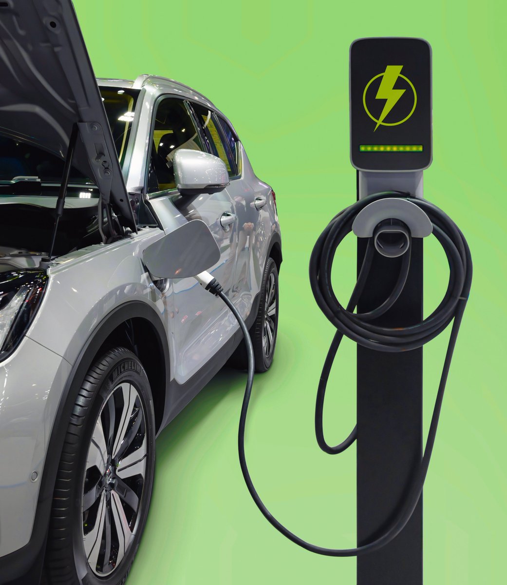 Over 250,000 EVs already registered in 2025... but what happens when these batteries reach end-of-life?

At Recyclus, we’re already working across sectors to recycle lithium-ion batteries at scale - safely and sustainably.

Read more: recyclusgroup.com/net-zero-or-ba…

#EVs #NetZero