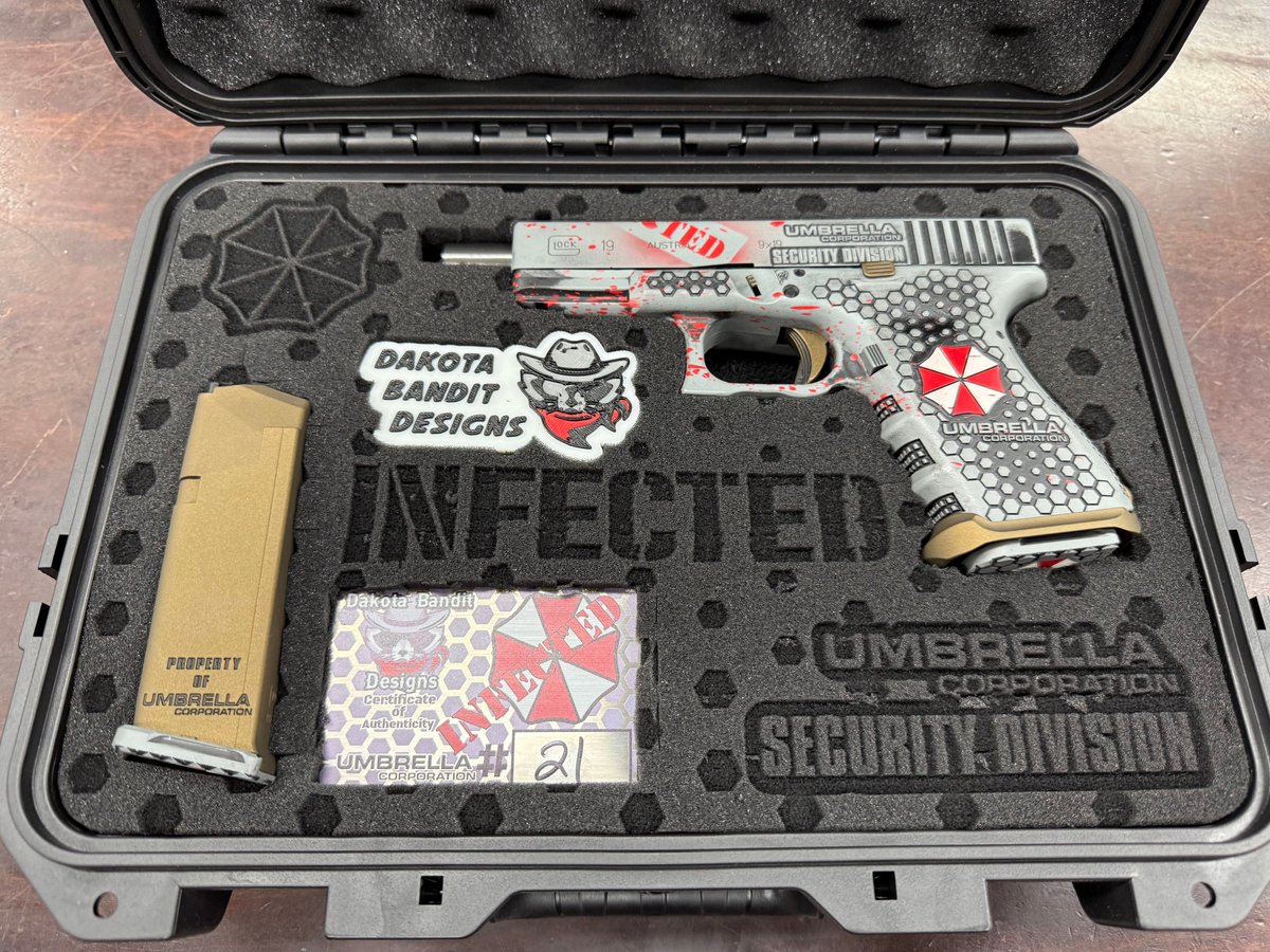 CleaverFirearms's tweet photo. Another Custom Design - Glock 19 Generation 3 9mm Resident Evil Edition From Dakota Bandit.... In Store Now....
#glock #designedinusa #9mm #model19 #dakotabandit #custom #collector #cerakote #engraved #clubready #rangeready #residentevil #umbrellacorp #umbrellacorporation https://t.co/Hciq5xMN7M