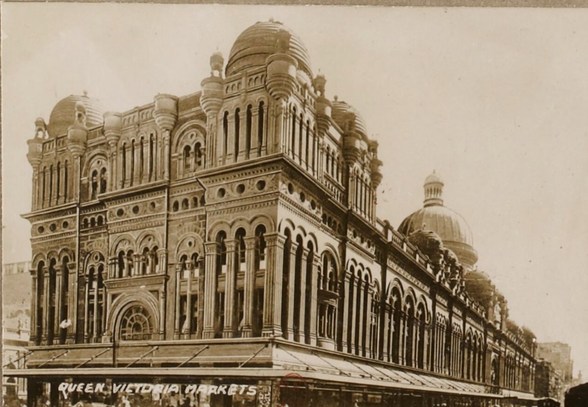 AwakeAfter (@looykurt) on Twitter photo Queen Victoria Markets, Sydney, Australia, ca 1925.
What a building... Built in 5 short years between 1893 and 1898. Queen Victoria Markets, Sydney, Australia, ca 1925.
What a building... Built in 5 short years between 1893 and 1898.
