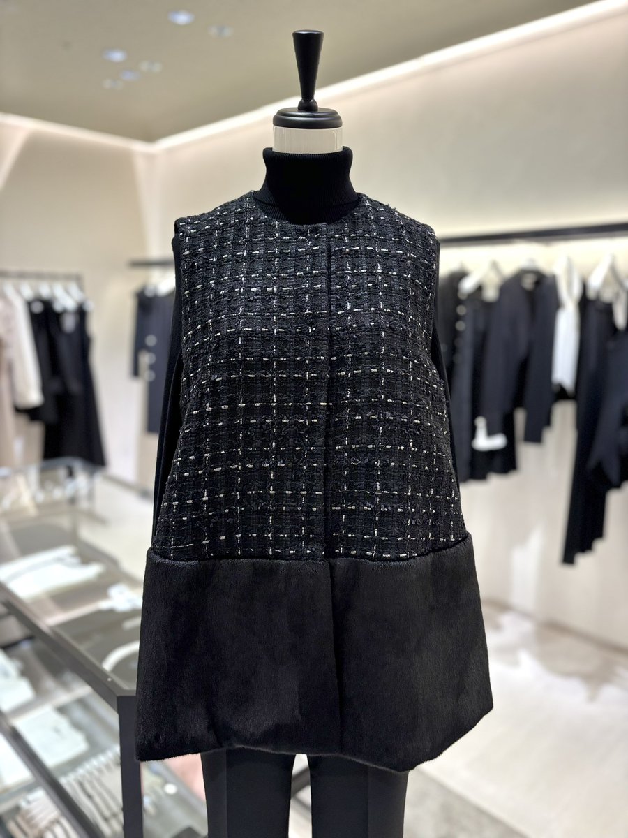 トップス AVENIRETOILE New in ロゴ入りカットソー | m-i-d | AVENIRETOILE(アベニール