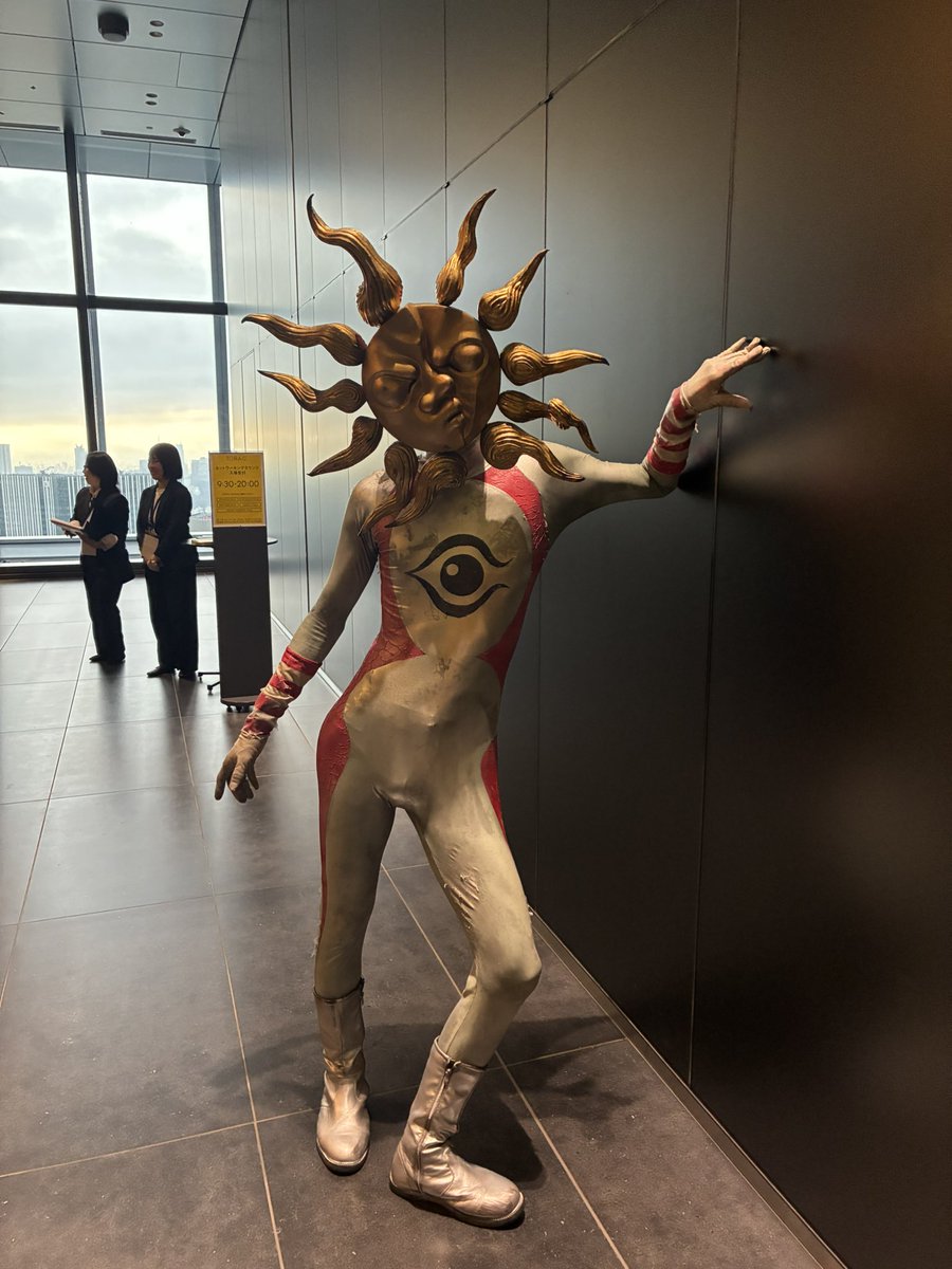 ailovehymeno's tweet image. フィギュアみたいなタローマンも沢山撮れた🥰ほんとお人形さんみたくスタイル良い🥹
＃虎ノ門広告祭