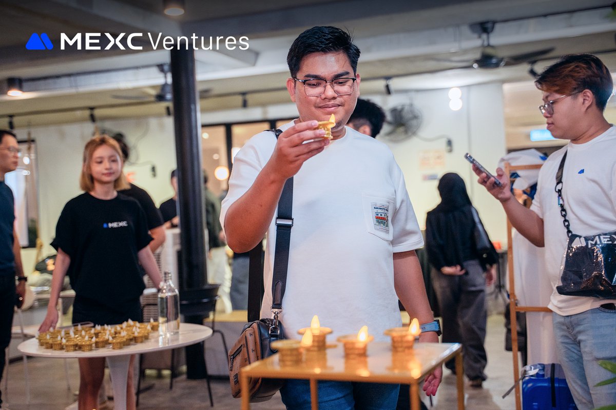 MEXC_Mal's tweet image. What a night! 🚀

Builders, Innovators &amp;amp; Dreamers!

The #MEXC Ventures Shining Night was all about real connections and bold ideas shaping the next wave of Web3!