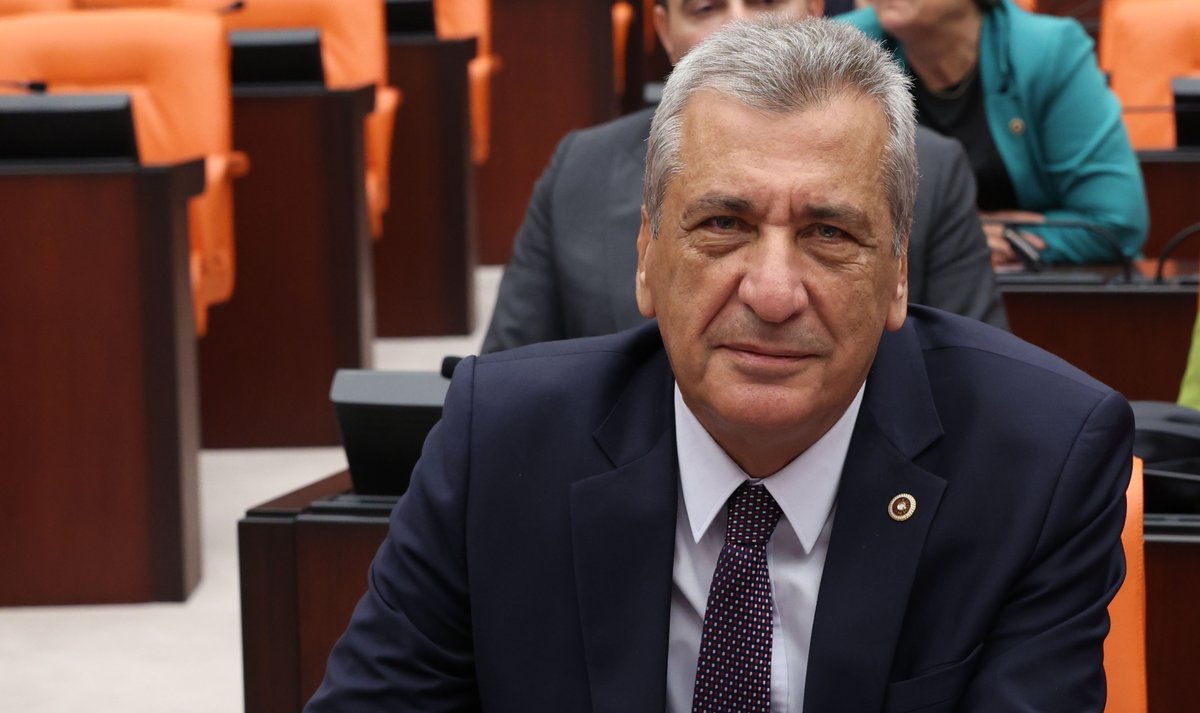 🏛️ TBMM’de Çözüm Bekleyen Önemli Mağduriyetler

👩🏻‍🏫Mülakat mağduru öğretmenlerin atanması
📝 Kademeli emeklilik hakkı için bekleyiş
🎓 2024 KPSS ile öğretmenlere adil ek atama
🛠️ Staj ve çıraklık dönemindeki haklar
🏗️ Yapı kayıt sorunları ve çözüm beklentisi
🚛 Taşeron işçilere
