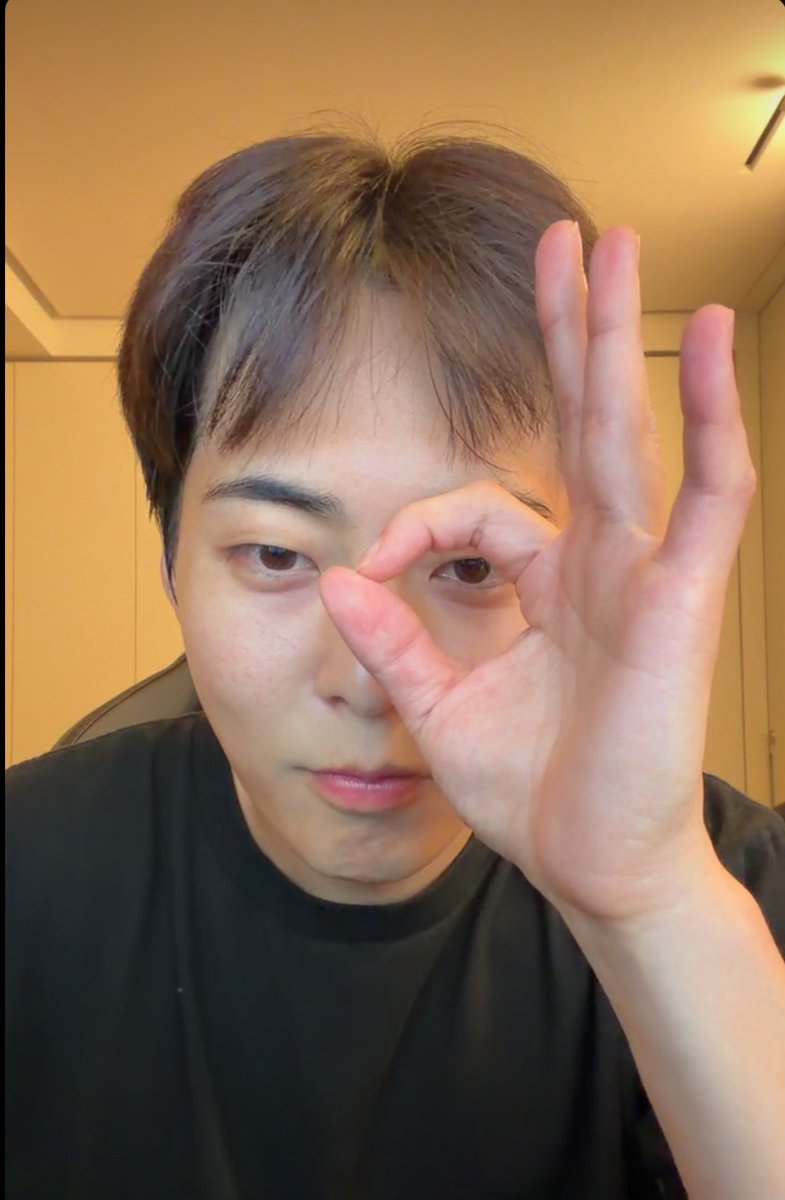 best of xiumin tweet media