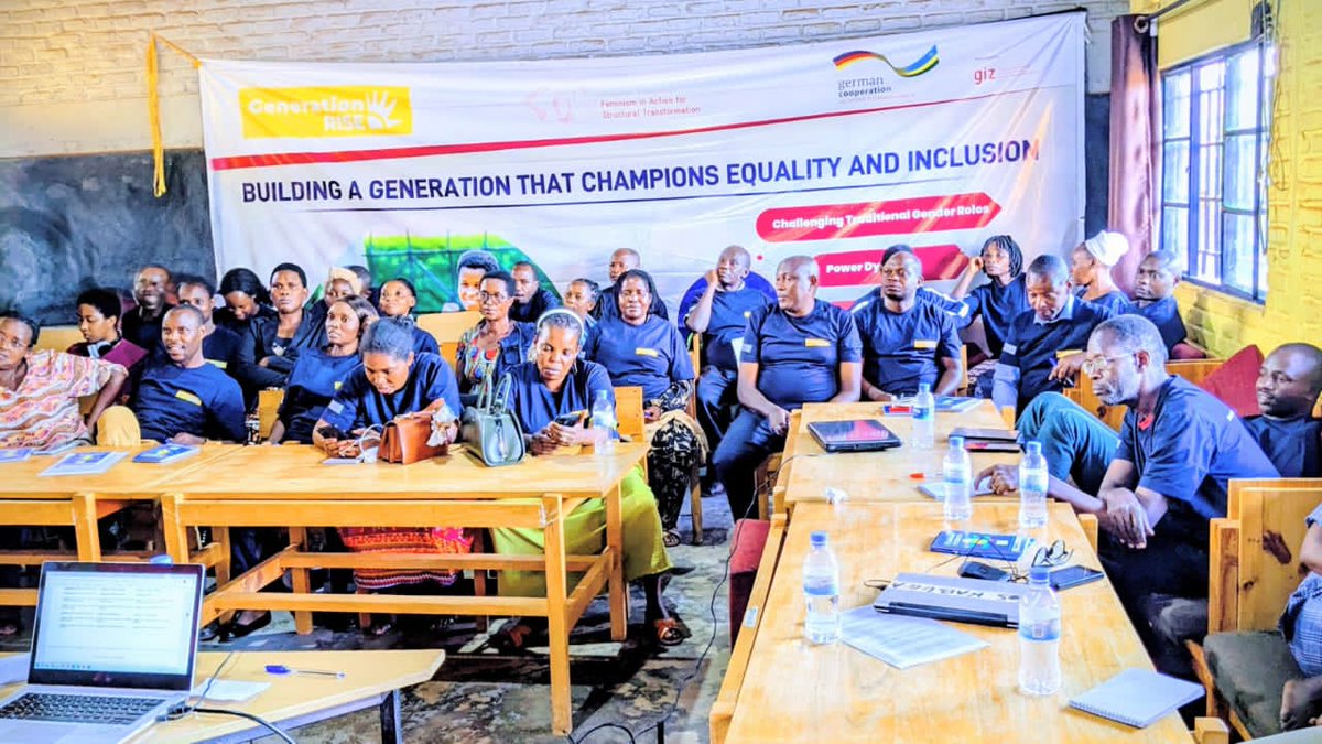 generationrise1's tweet image. Last week, we engaged parents, teachers, health providers &amp;amp; local leaders from GS Kabuga in an interactive training on gender, power, intersectionality, #feminism &amp;amp; #HRBA. We discussed how social norms shape inequality &amp;amp; how inclusive leadership drives change.
#FeminismInAction