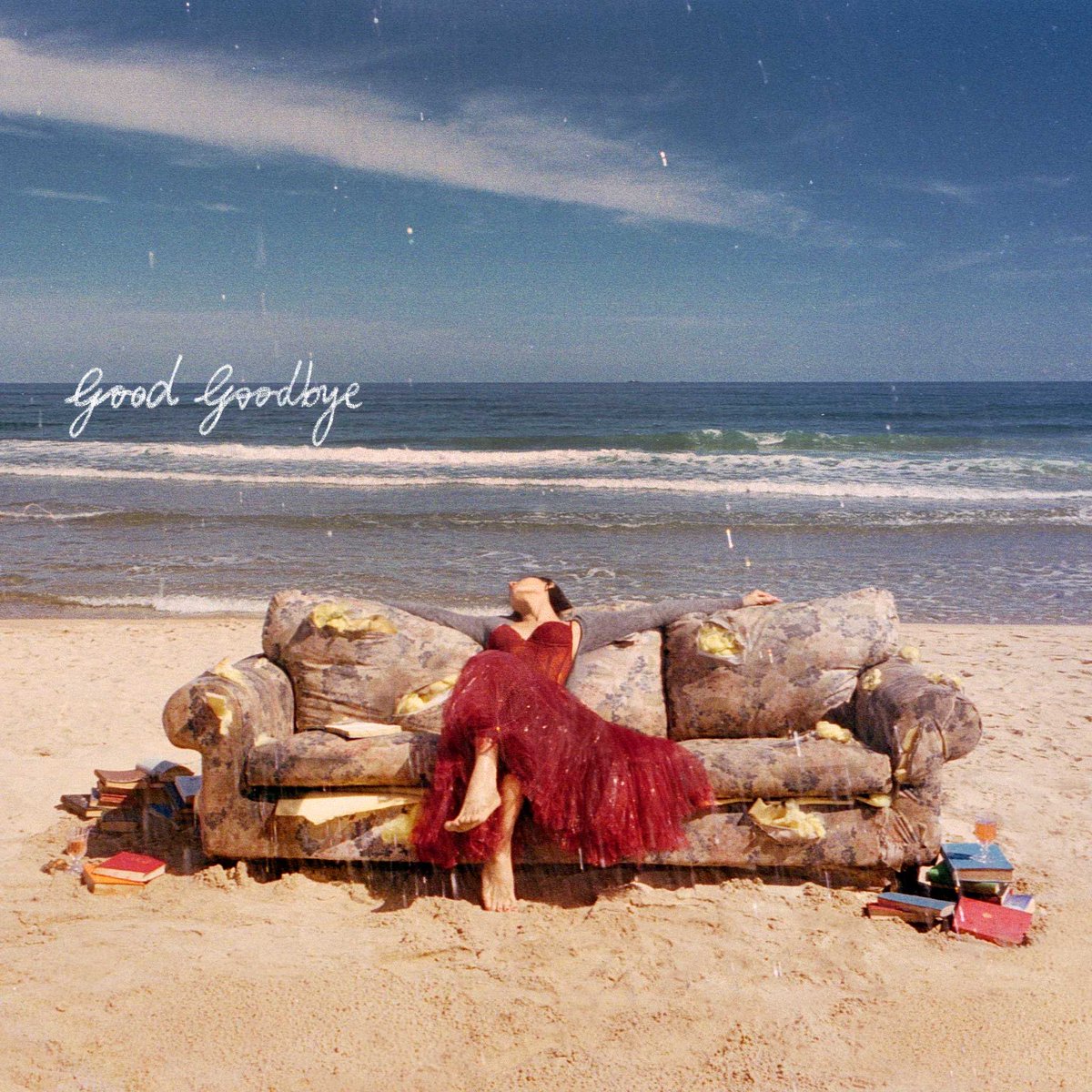 kchartsmaster's tweet image. “Good Goodbye” by HWASA reaches a new peak of #49 (+38) on MelOn Daily Chart.