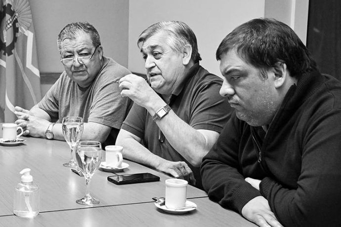 El STIA de Chubut sale a defender los “fueros” sindicales | revistapuerto.com.ar/2025/10/el-sti…