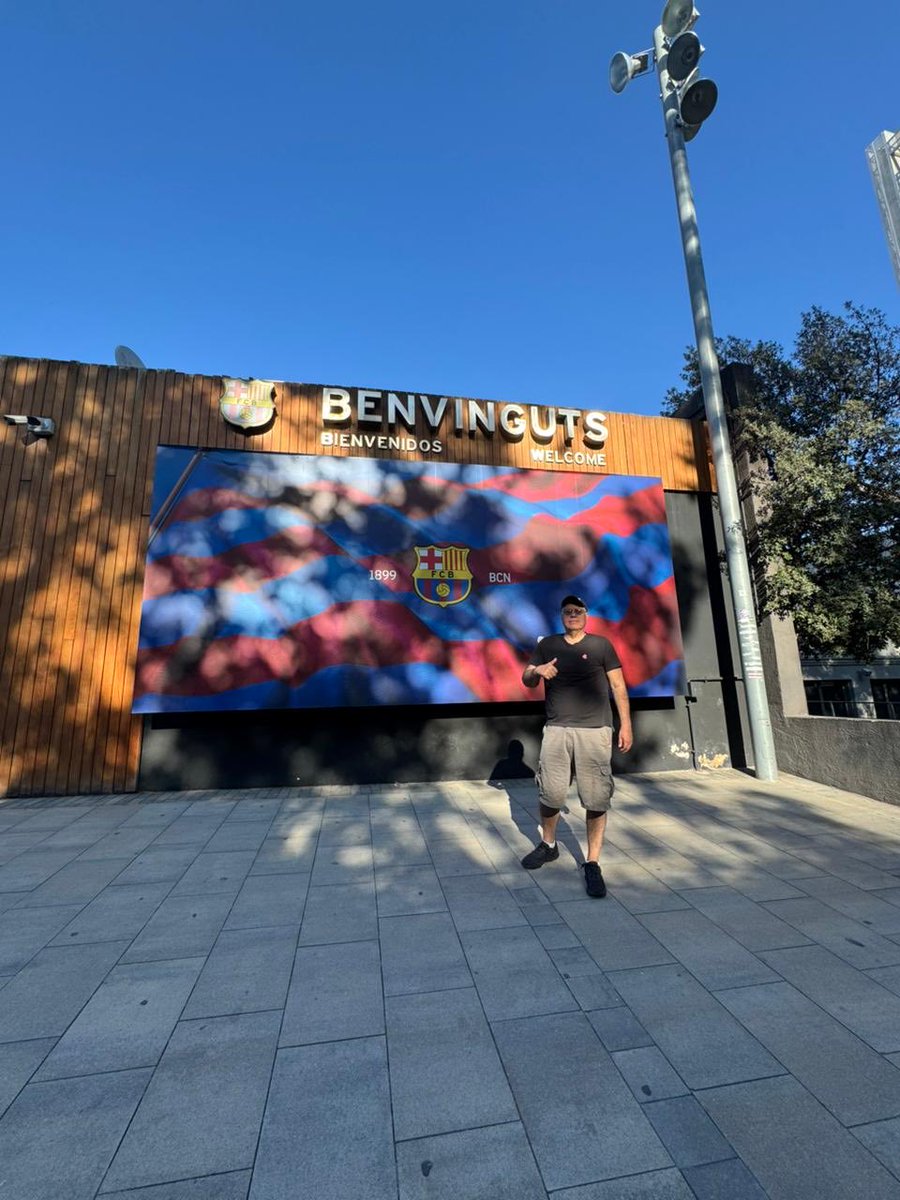 El ⚽️ rodará el próximo domingo 26.
Este encuentro divide a la afición de este gran país 🇪🇸.
El miércoles en Crónicas Futboleras comentaré de cómo se vive la pasión futbolística en España.
⁦<a href="/cronicabanqueta/">Crónicas de Banqueta</a>⁩ 
⁦<a href="/realmadrid/">Real Madrid C.F.</a>⁩ ⁦<a href="/FCBarcelona/">FC Barcelona</a>⁩ 
#PeponeProduction🎙️🇲🇽