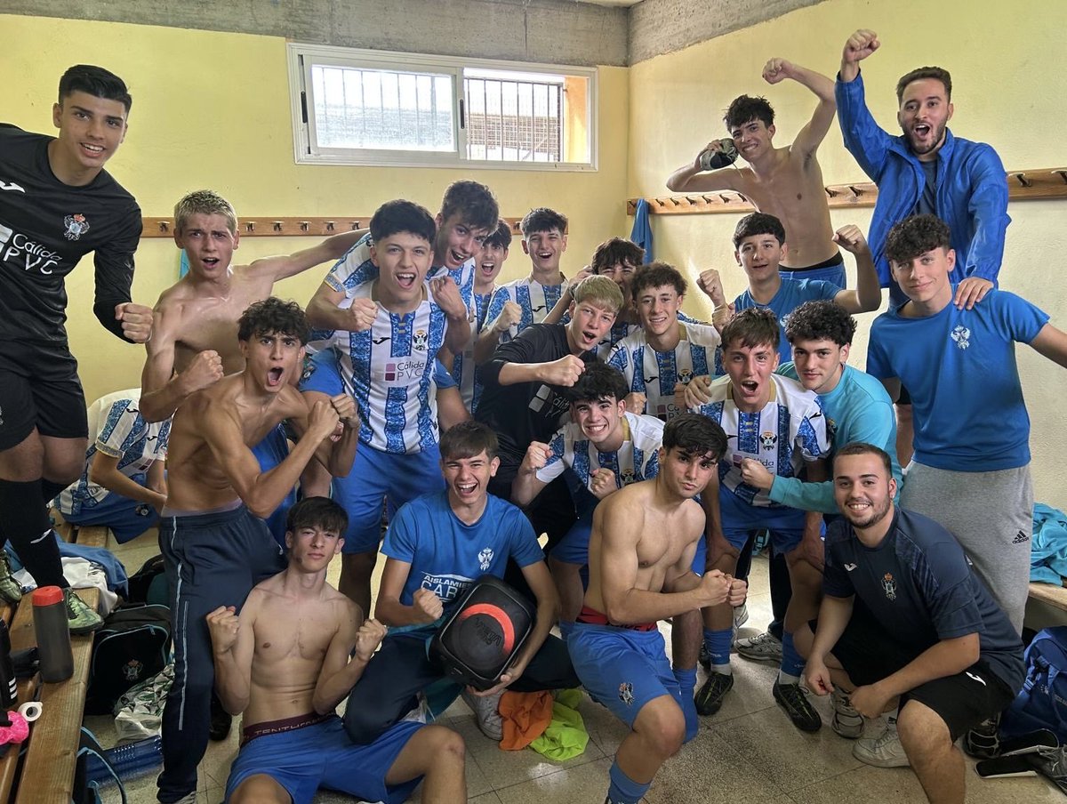 Cantera CF Talavera de la Reina (@canteracft) on Twitter photo 🚀 Nuestro Juvenil “B” sigue intratable.  
✅ Victoria por 3-0 ante el Gerindote para sumar pleno de triunfos en este inicio de temporada. ¡A seguir así, equipo!
#CanteraTala 💙🤍 🚀 Nuestro Juvenil “B” sigue intratable.  
✅ Victoria por 3-0 ante el Gerindote para sumar pleno de triunfos en este inicio de temporada. ¡A seguir así, equipo!
#CanteraTala 💙🤍