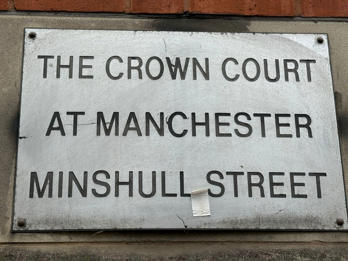 CDP1882's tweet image. I'm in Manchester, where Tahir Rashid, Mohammed Saleem, Sucklane Shah, Amjad Mahmood, Itfaq Hussain and Arshad Mohammed are up for trial in a Rochdale grooming gang case.