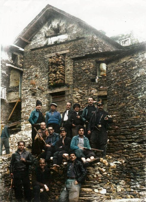 Milicians d'Estat Català a Tírvia, Pallars Sobirà, el 1936.  

📸Estanis Pedrola,  "Sandàlio"