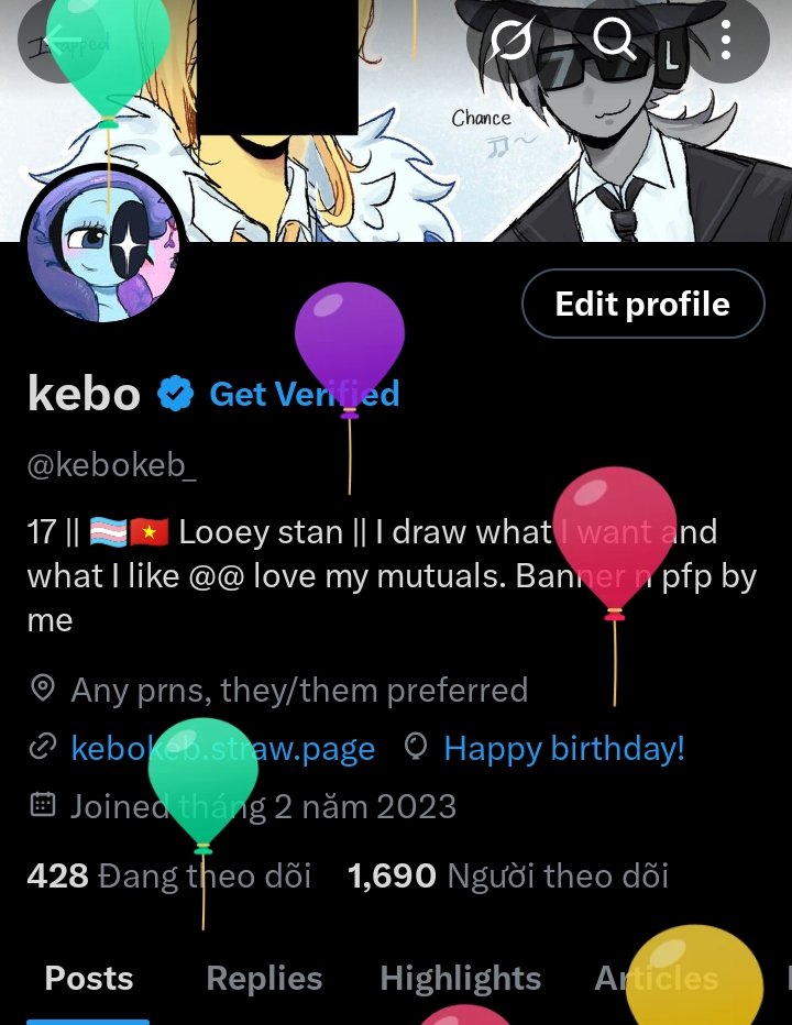 Hmmmmmmmmhm balloons i wonder who turned 18 today