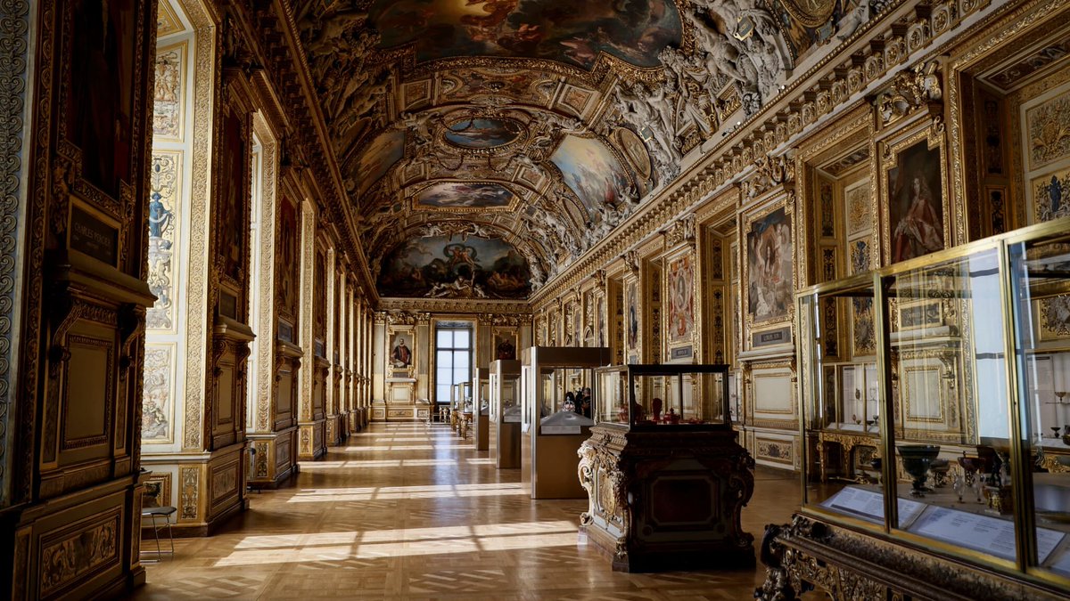 Sept minutes pour un cambriolage historique: le récit de la journée du spectaculaire vol de bijoux au musée Louvre
l.bfmtv.com/EmoL