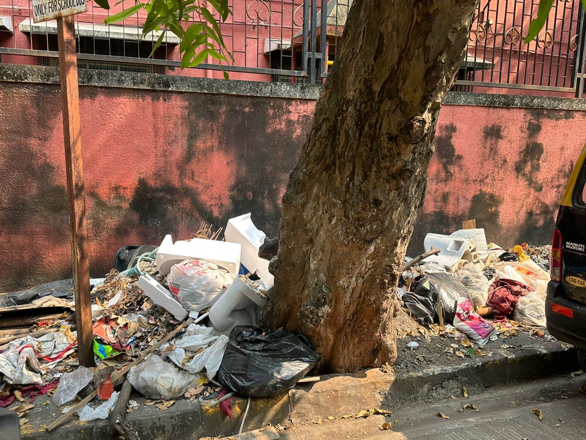 Pls clear debris from school footpath, next to Al Madina Masjid, opp Central Court Bldg. 
AGRIPADA , Mumbai 11. 

Also, this rubbish heap attracts drug addicts &amp; other anti social elements who are a risk to peace and sanctity of the neighborhood