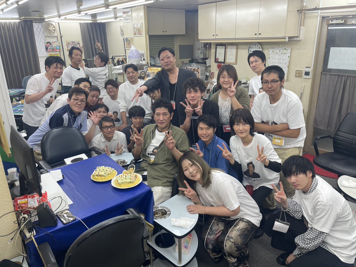ma_sanmachan's tweet photo. ✨️石津プロお誕生日イベント2日間✨️

麻雀大会も飲み会も福岡ボートROKUも
皆で大いに盛り上がり賑わい幸せな２日間になりました🥰
多くの方に協力いただき本当にありがとうございました🙇‍♀️

優勝は、
原田君チーム🥇
メンバーは��津プロ、添田プロ、篠田プロ、しょうた君でした🥳

さんまちゃんは小さなお店なので、来て欲しい方皆さまに声をかける事ができなくて歯がゆい思いを毎回してます😢
さんまちゃんに来てくれてる皆さまには感謝の気持ちでいっぱいです😂

これからも引き続き喜んでいただける様に皆で頑張りますのでよろしくお願いします！！

そして、毎回企画運営をしてくれてる みやべさん！
ありがとうございました🙇‍♀️
ホントに楽しかったですね🥰