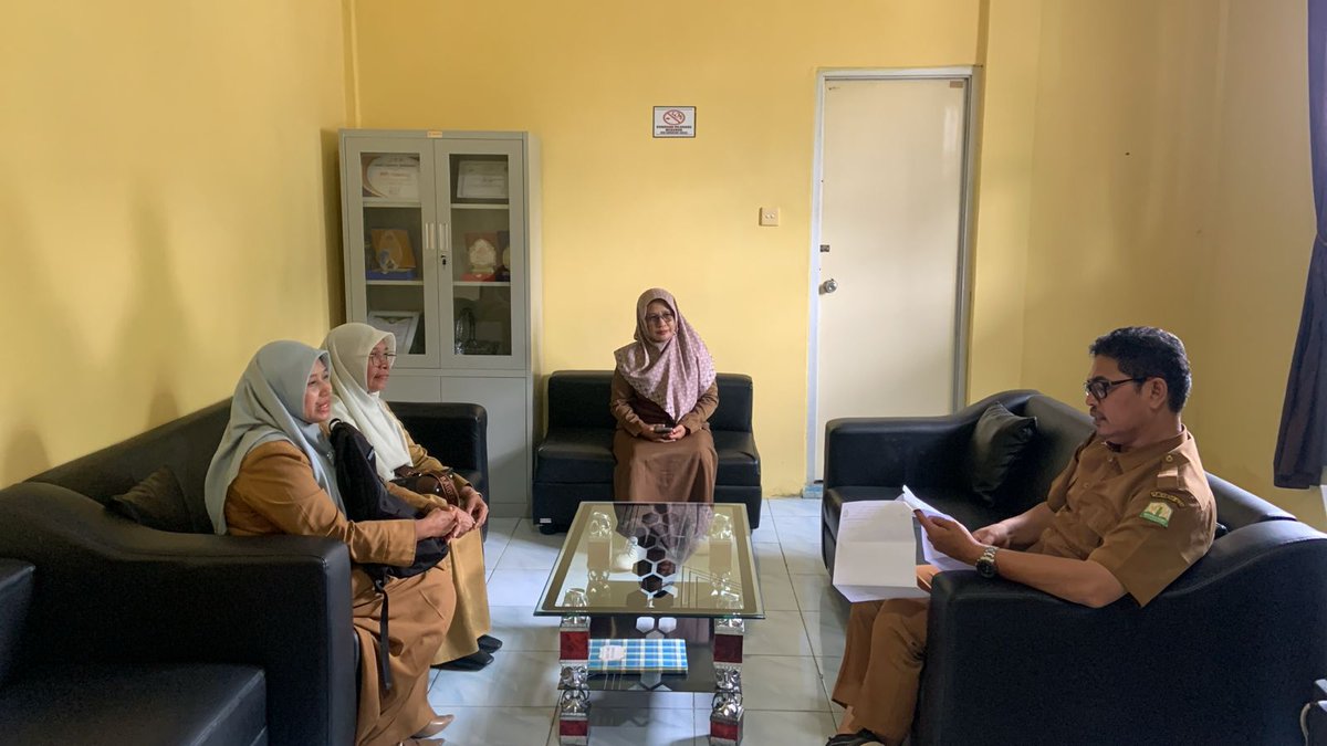 ppi_pusong's tweet image. #SahabatBahari, Kunjungan Tim Guru SMKN 6 LSM dalam rangka monitoring &amp;amp; evaluasi Prakerin Siswa/i di @ppi_pusong. Semoga dari Prakerin ini semakin memperkuat teori yangtelah didapat &amp;amp; meningkatkan pengalaman didunia kerja. Bersama Kita Bisa 💪
@DkpAceh 

📷Tim @ppi_pusong