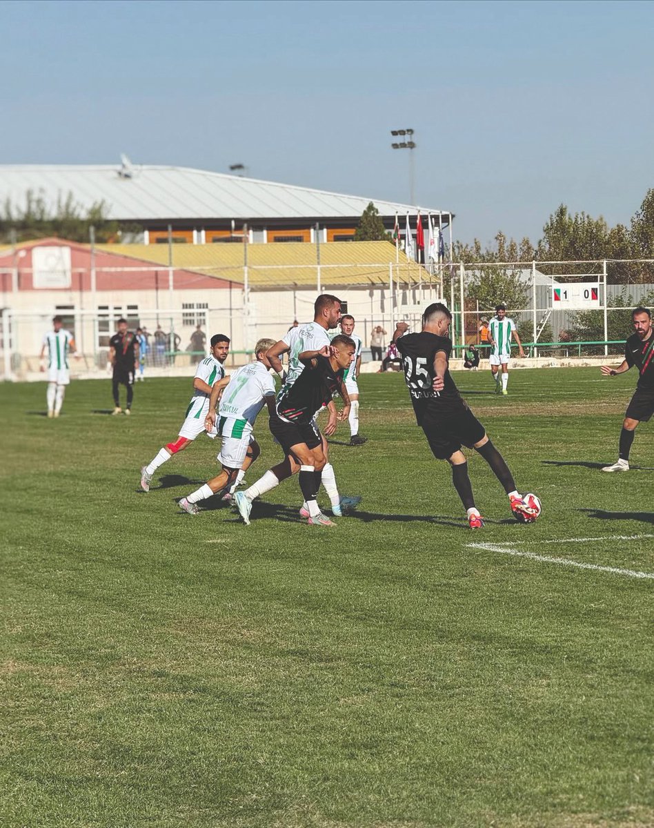 Yeşilyurtspor, Diyarbekirspor maçı beraberlikle sonuçlandı sonmanset.com.tr/haber/yesilyur… 
#malatya #malatyahaber #yeşilyurtspor