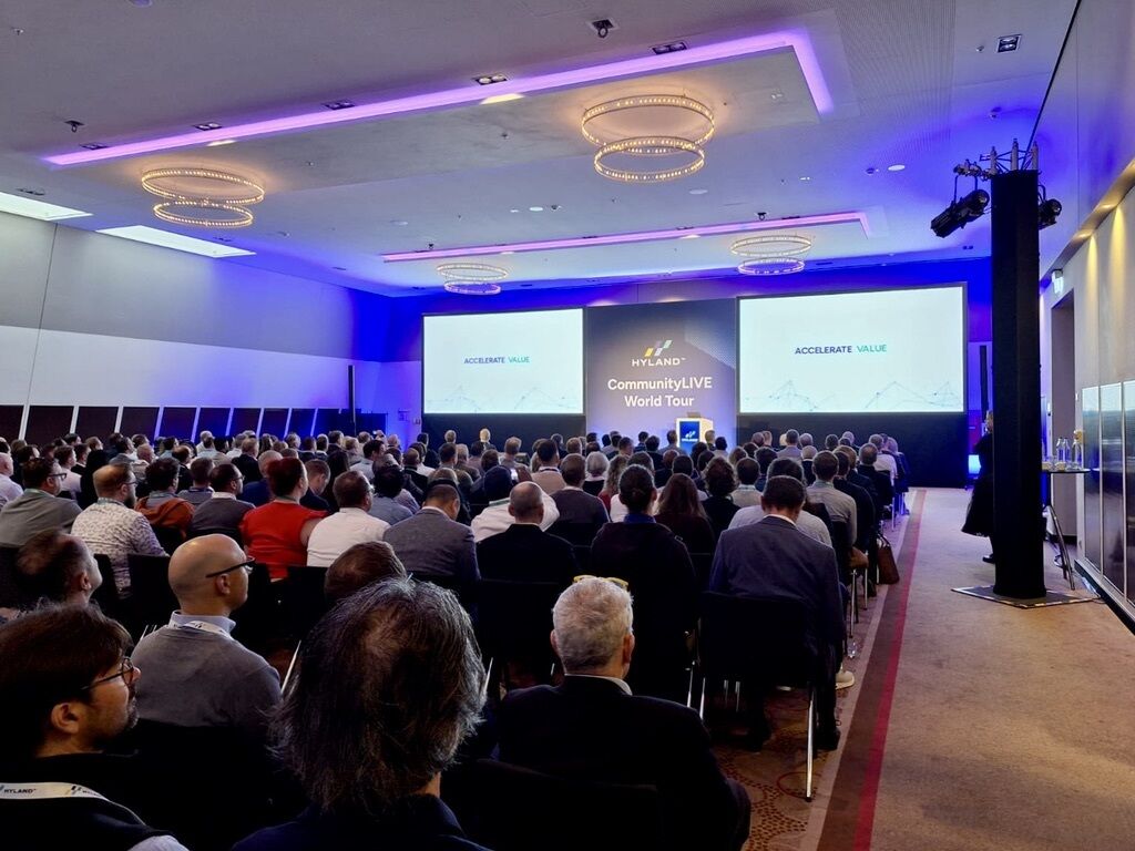 sourcesense's tweet image. Settimana scorsa siamo stati al CommunityLIVE World Tour, l’evento di #Hyland dedicato all’innovazione e alla gestione dei contenuti aziendali.
Grazie @Hyland per questi 2 giorni ricchi di incontri e approfondimenti interessanti!
#Alfresco #CloudInnovation #DigitalTransformation