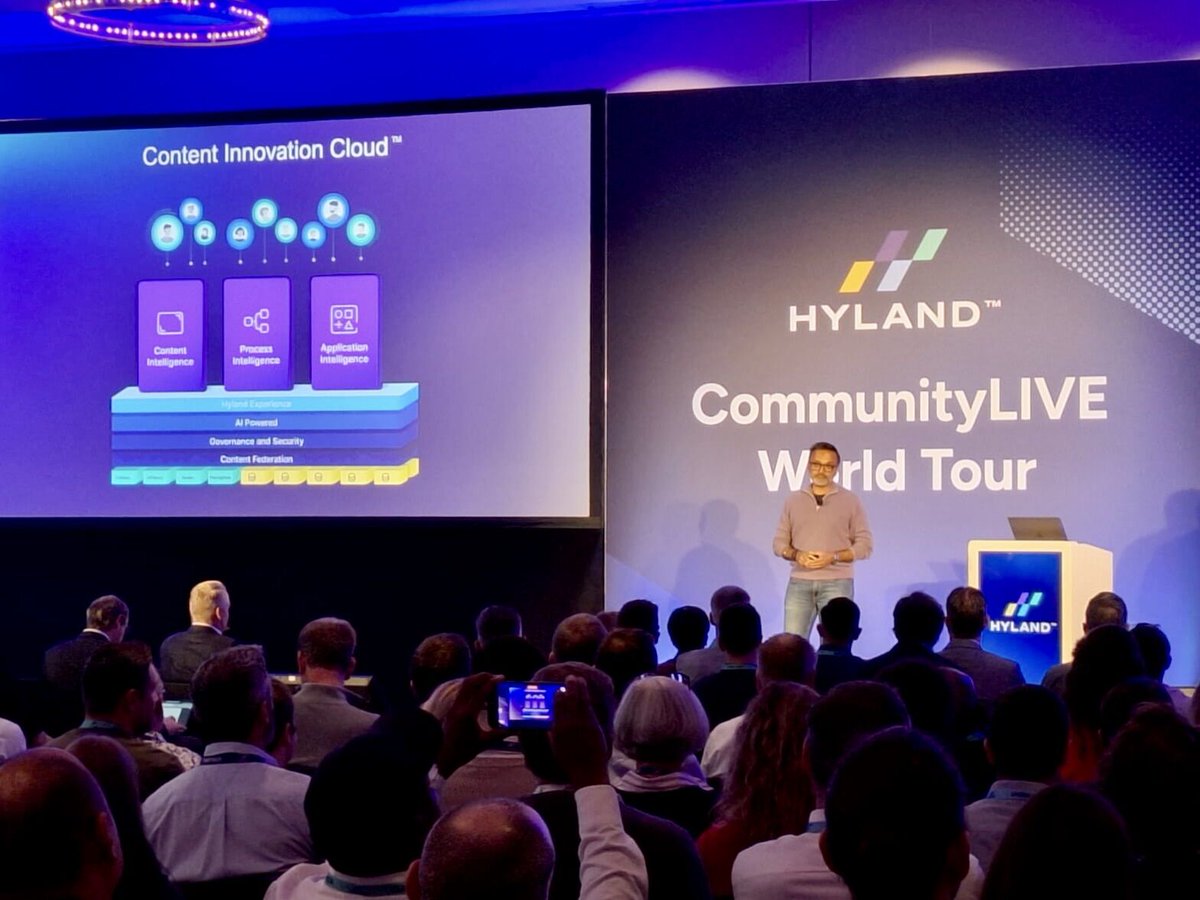 sourcesense's tweet image. Settimana scorsa siamo stati al CommunityLIVE World Tour, l’evento di #Hyland dedicato all’innovazione e alla gestione dei contenuti aziendali.
Grazie @Hyland per questi 2 giorni ricchi di incontri e approfondimenti interessanti!
#Alfresco #CloudInnovation #DigitalTransformation