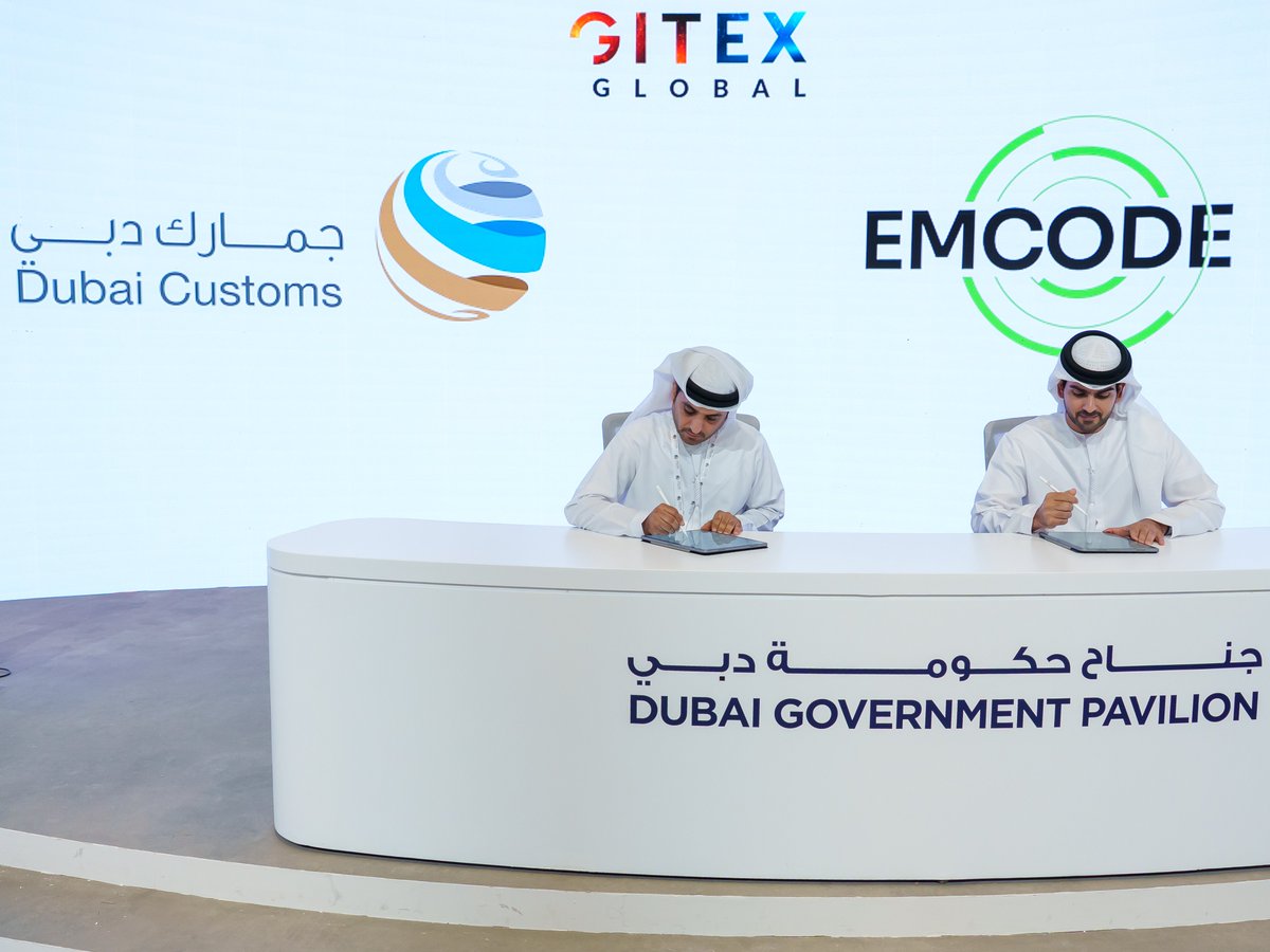 uxe_ai's tweet image. Empowering the future of smart trade.

#Emcode Technology LLC (a #UXE Group company) has signed a Memorandum of Understanding (MoU) with Dubai Customs to advance Al-driven innovation and digital transformation in global trade and logistics.

Know more - uxe.ai/media/news