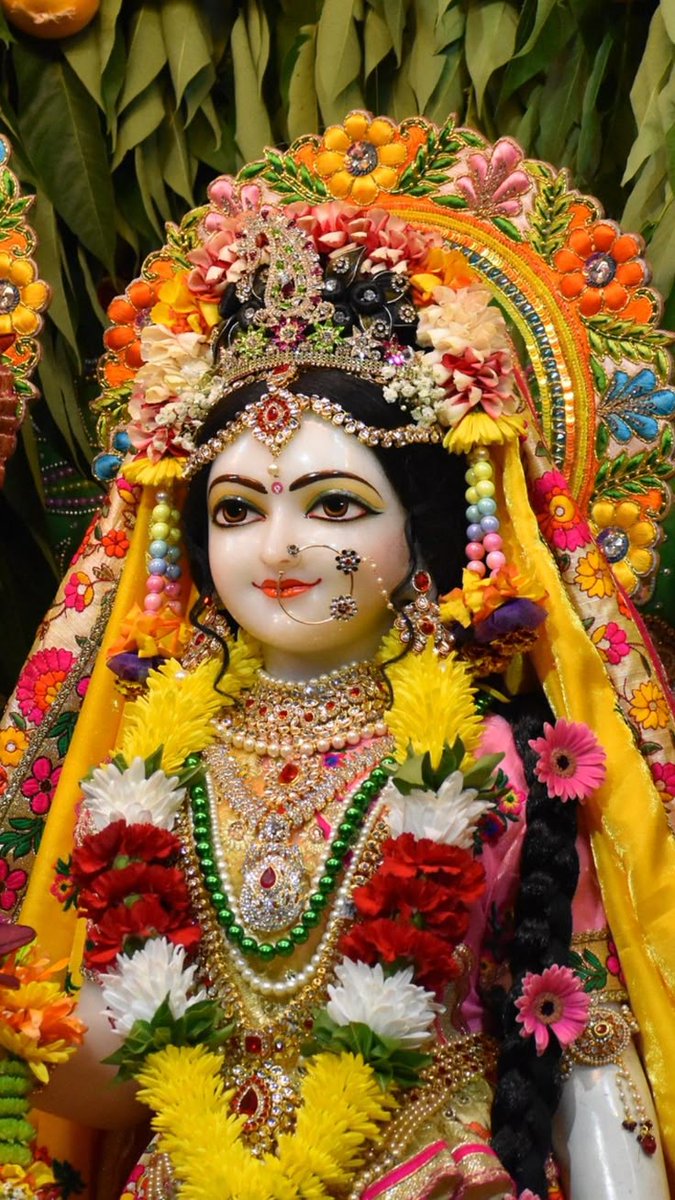 Pooja….TAF (@puji1110) on Twitter photo दुनिया का हर इंसान सुखी है जिसके जुबां पर राधा नाम है!
राधे राधे 🙏❣️
#HappyDipawali 🪷🪷 दुनिया का हर इंसान सुखी है जिसके जुबां पर राधा नाम है!
राधे राधे 🙏❣️
#HappyDipawali 🪷🪷