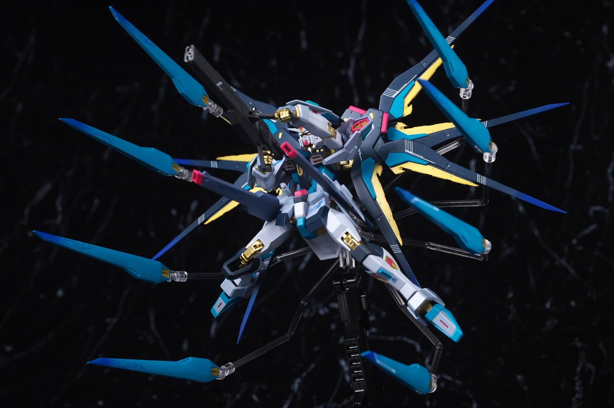 hacchaka999's tweet image. METAL ROBOT魂 ストライクフリーダムガンダム弐式 ［初音ミク Ver.］ レビュー
hacchaka.net/archives/52126…
#ROBOT魂