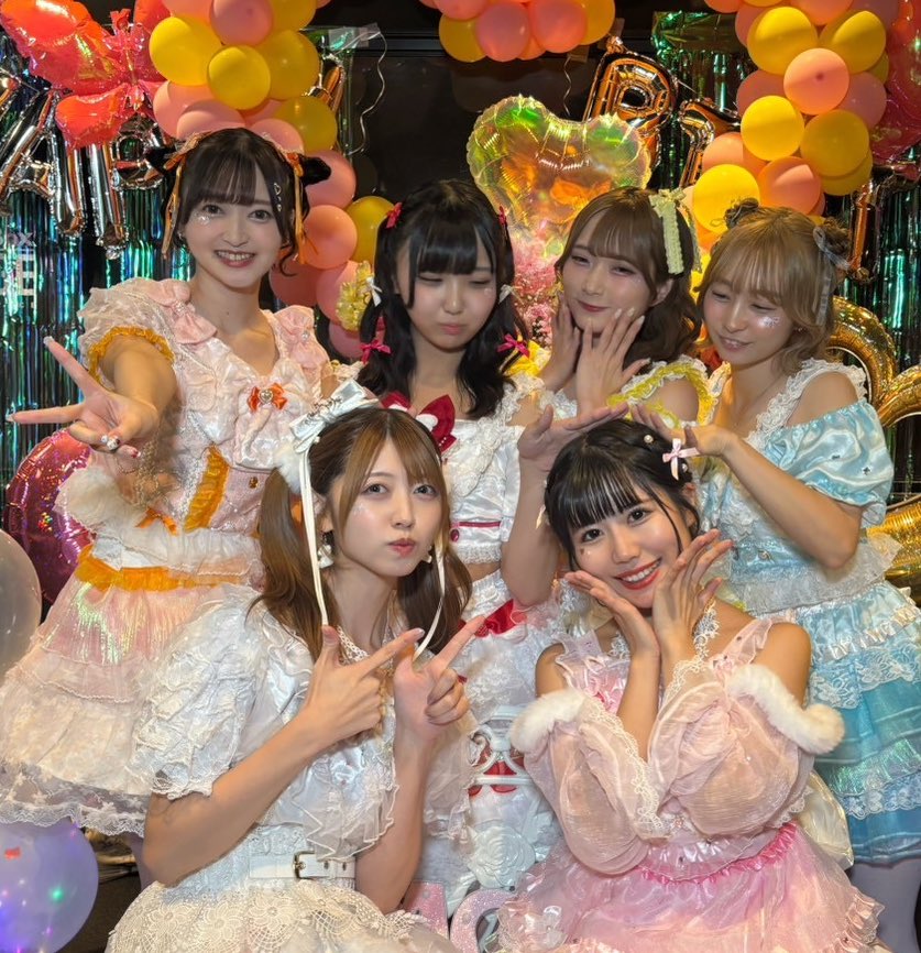 1日限定被写体ユニット 📸
以上、私たち 𝐬𝐡𝐮𝐭𝐭𝐞𝐫♡𝐂𝐚𝐧𝐝𝐲 でした🍬

どうだったかな？♡

りいな🧡ひな❤️しずく💛
るる🩵おもち🤍さーち🩷

大好きで可愛いお友達に小咲さち生誕祭に出演していただきました🎤♡

本当に最高で幸せな思い出！
ありがとう♡

みんなの写真も動画も楽しみ📸♡