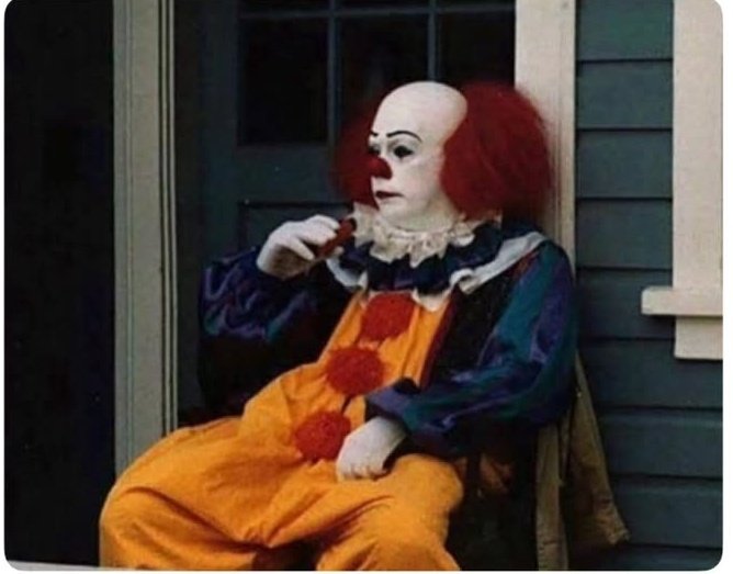 itxabdullaa's tweet image. Me feeling sad because October is going by too fast.