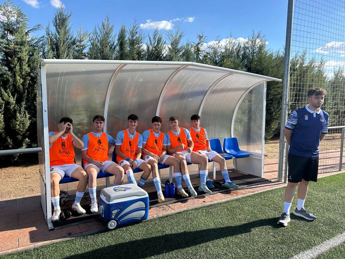 🏁 ¡Final del partido!

⚽️ @udpoblete 0 - 4 @udlafuente ⚽️

💪🏻 ¡Enhorabuena chicos!